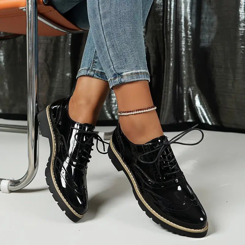 Ninette | glänzende Lederschuhe für Damen