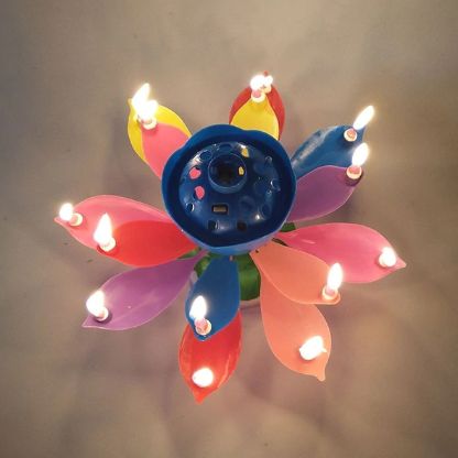 LumiLotus™ Rotating Lotus Candle