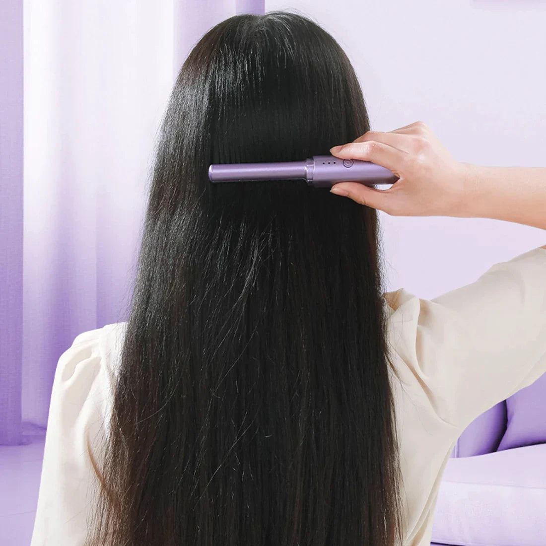 SmoothSculpt™  Sleek, Frizz-Free Hair