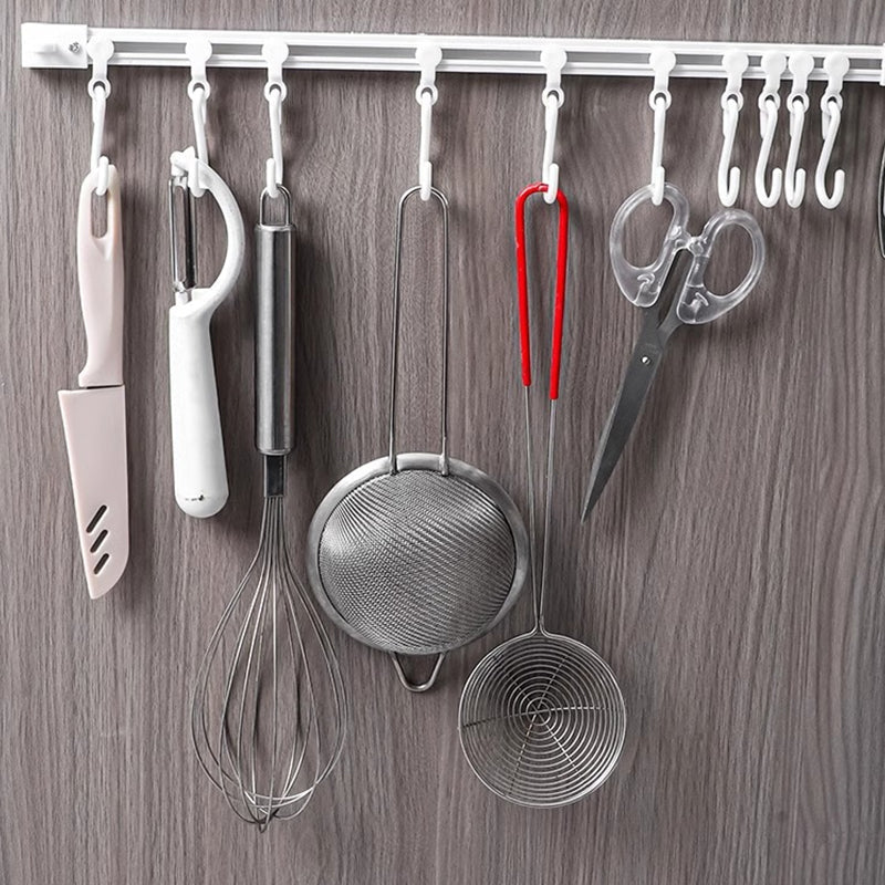 SlideHook™ Adjustable Hook System