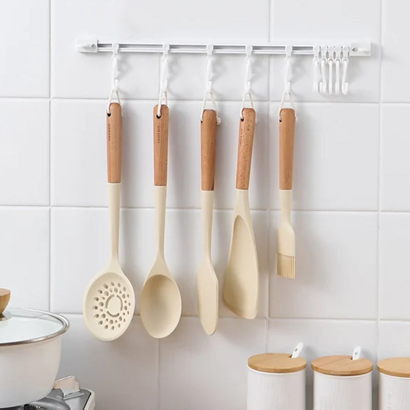 SlideHook™ Adjustable Hook System
