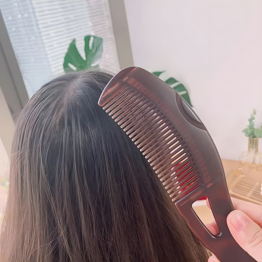ClearScalp™ Gentle Flake Removal