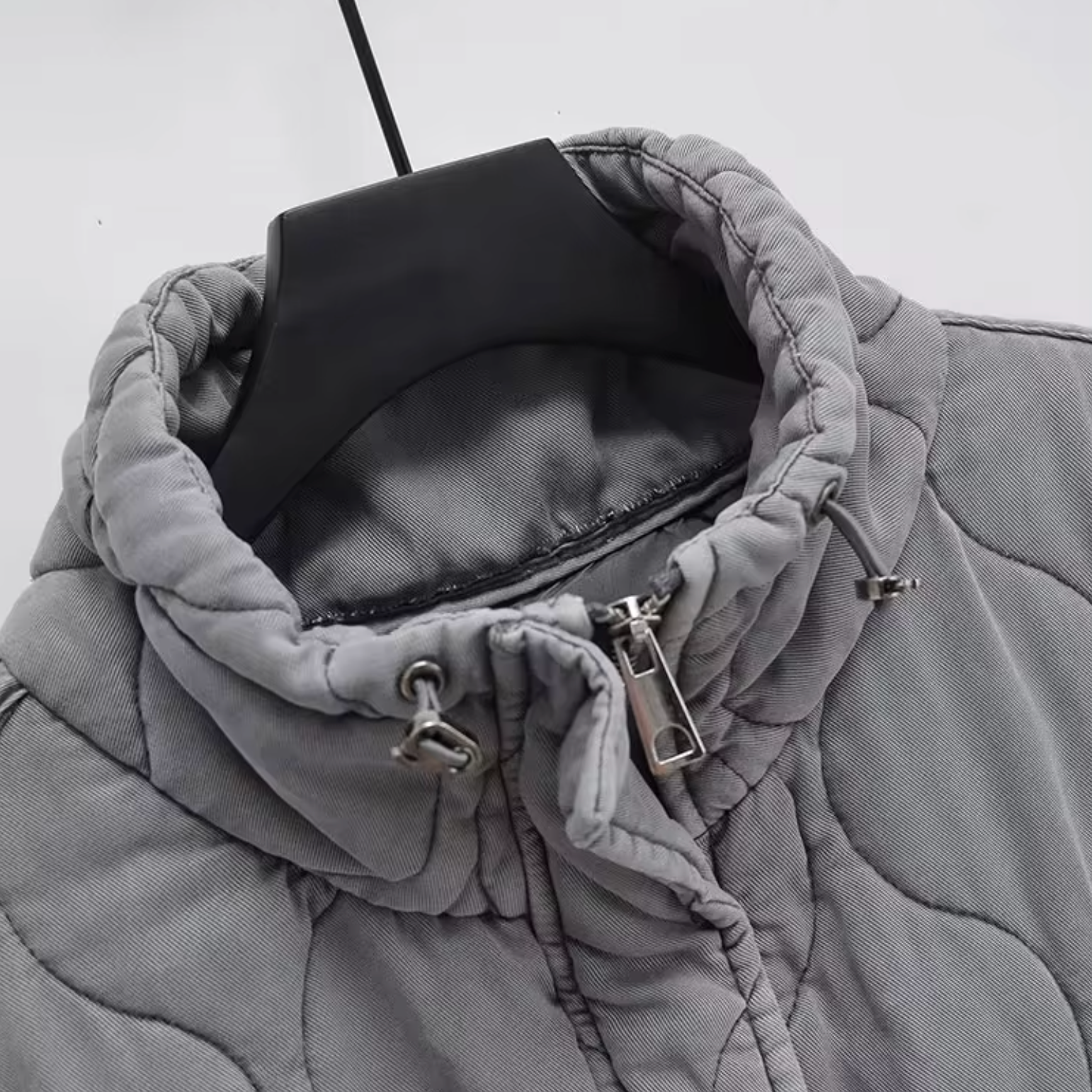 Isabeau – Padded Sleeveless Cotton Vest for Women