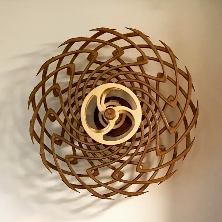 KineticCraft™ Timeless Artistic Movement