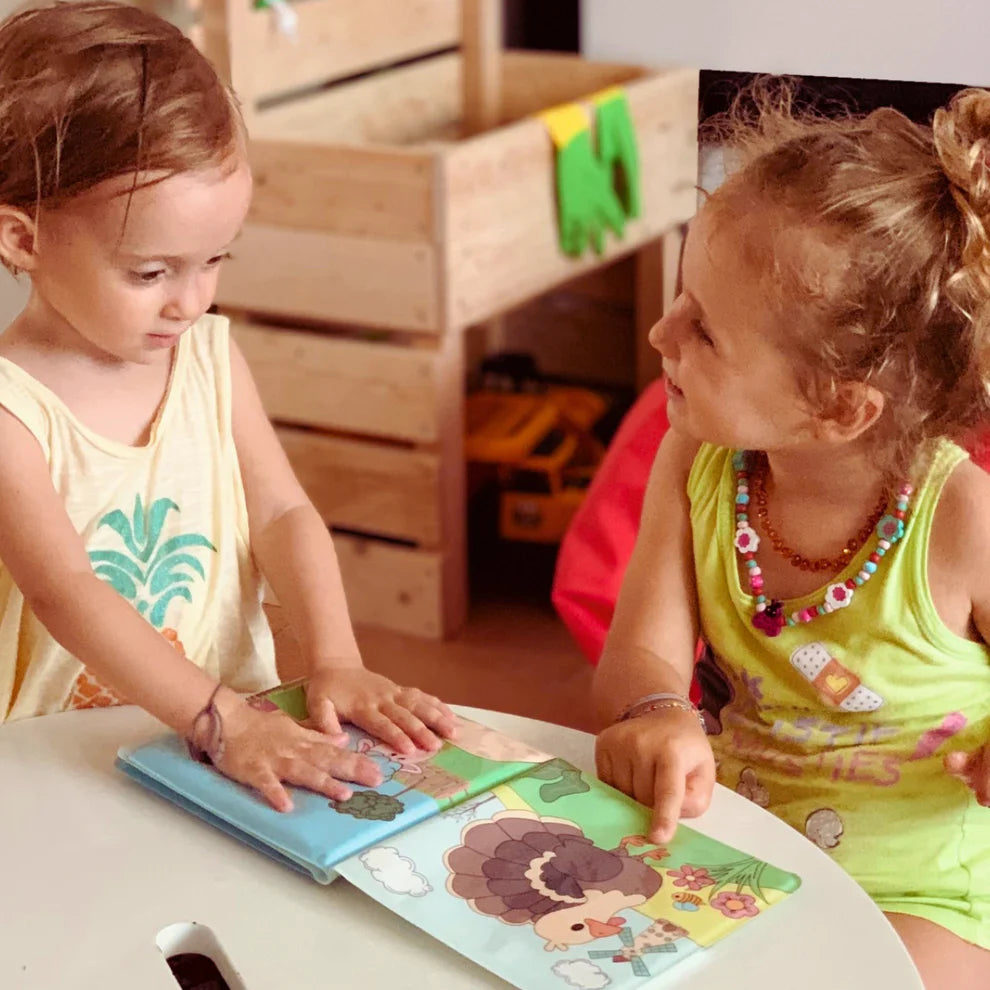 Water Coloring Book – Farm Animals, Water Painting, Reusable (8 pages, 6–24 months)