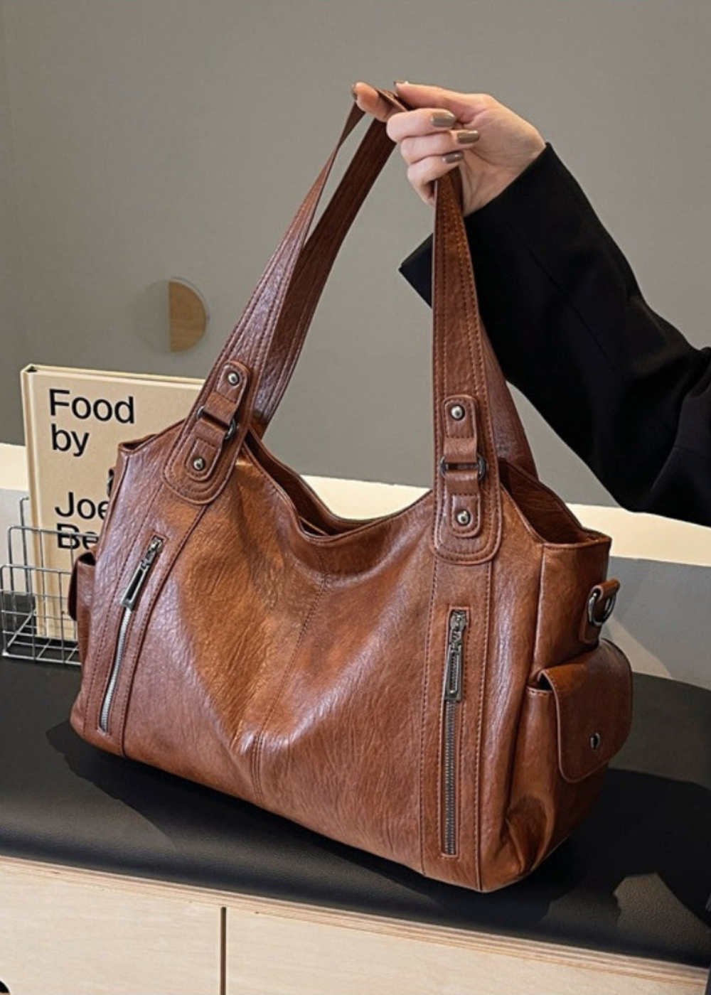 Gracee™ Stylish Travel Companion