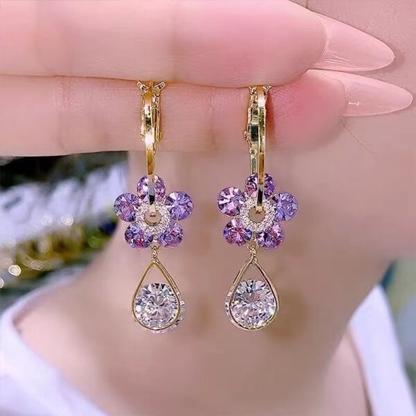 Elara™ Elegant Floral Sparkle