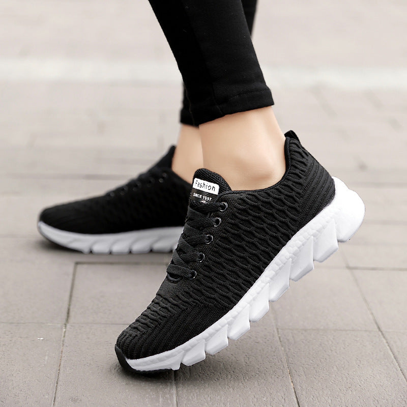 AiryMotion™ – Ultra-Lightweight Comfort Sneakers for Active Women