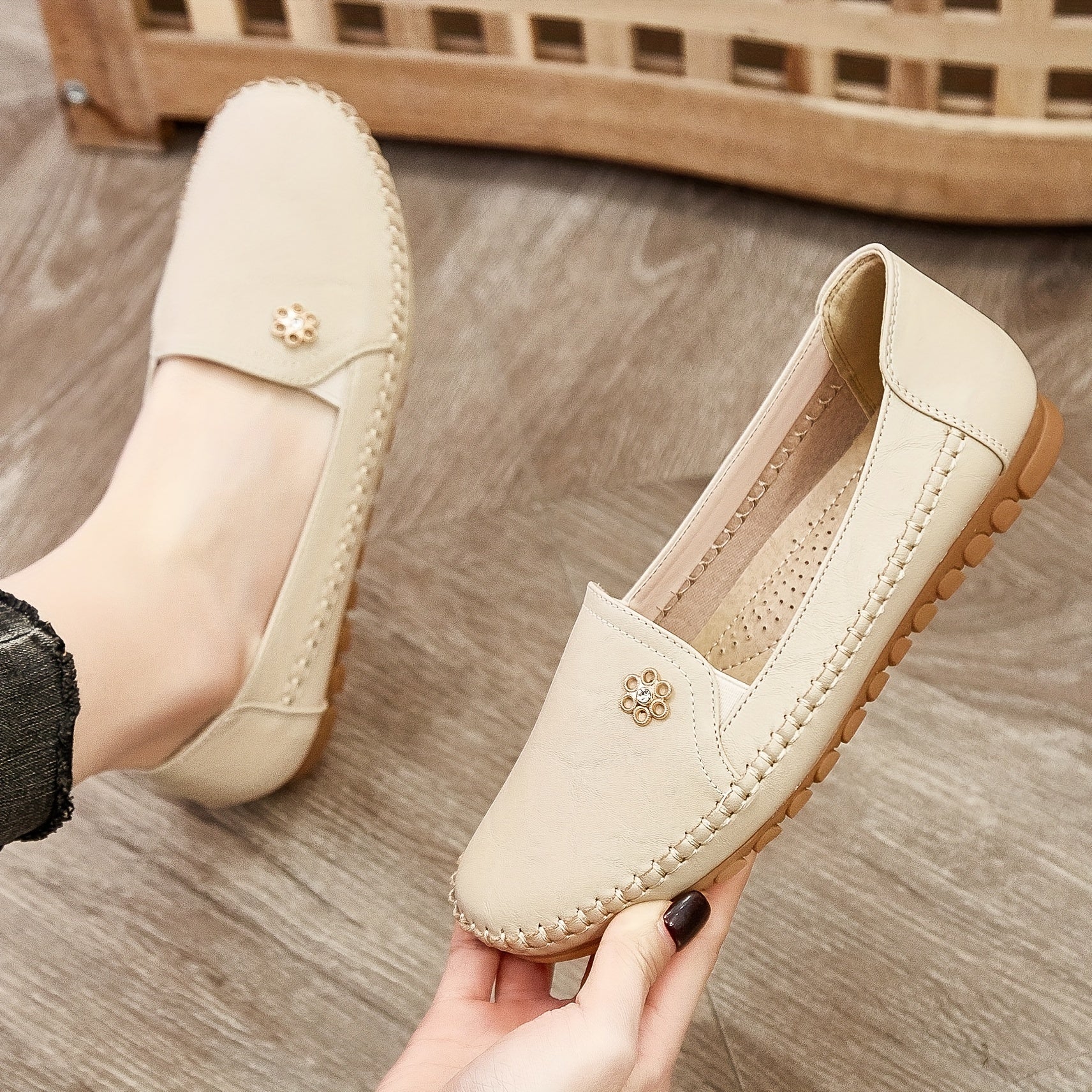 LuxStep™ – Elegant women's loafers with ultra-soft comfort sole
