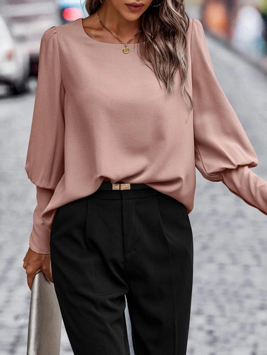 AnneElegance™ – Women's Blouse with Square Neck Elegant
