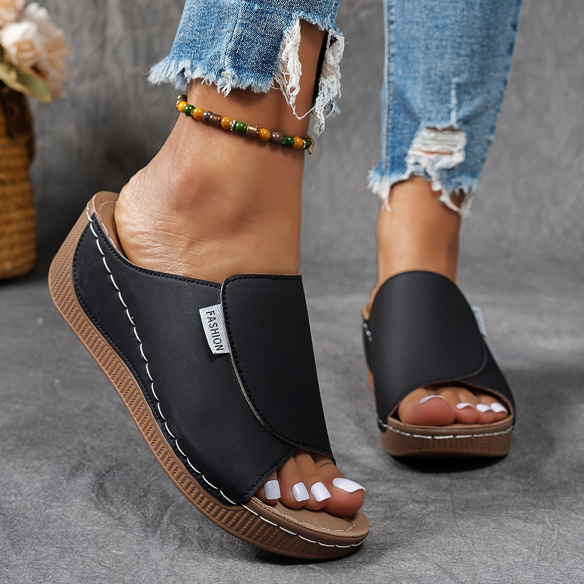 OrthoStride™ – Comfortable Women's Sandals with Orthopedic Support