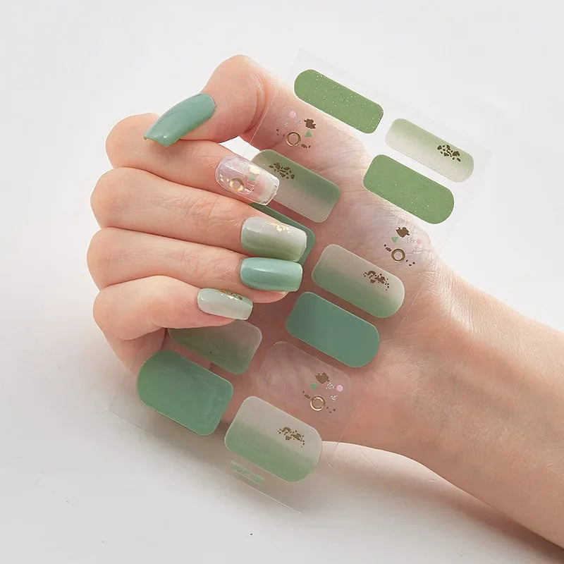 JollyNails™ Creative Holiday Nails