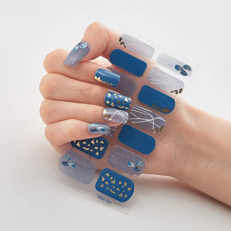 JollyNails™ Creative Holiday Nails