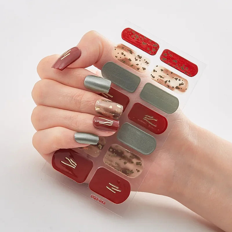 JollyNails™ Creative Holiday Nails