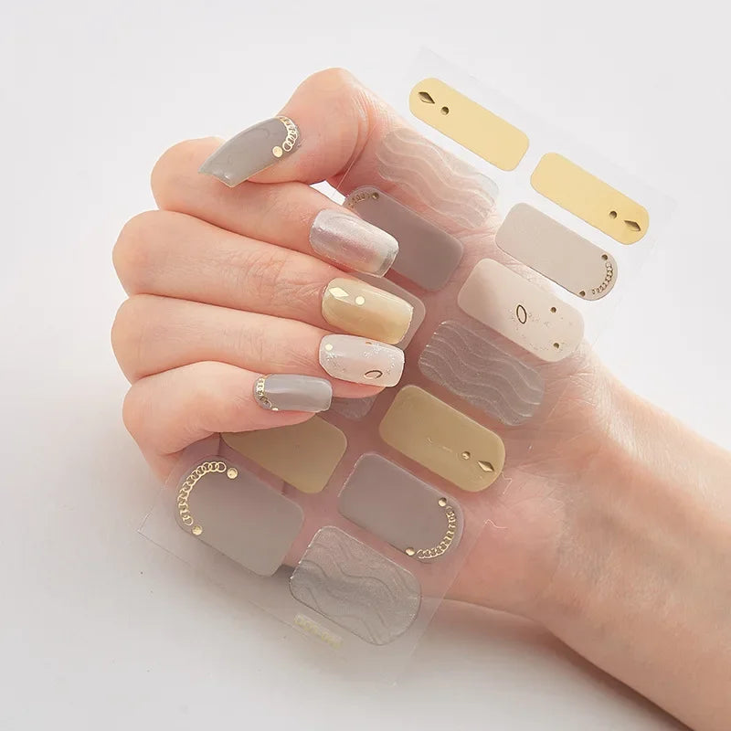 JollyNails™ Creative Holiday Nails