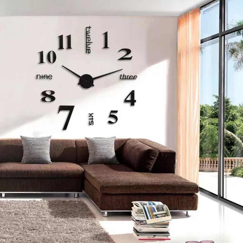 UrbanClock™ Modern Home Statement