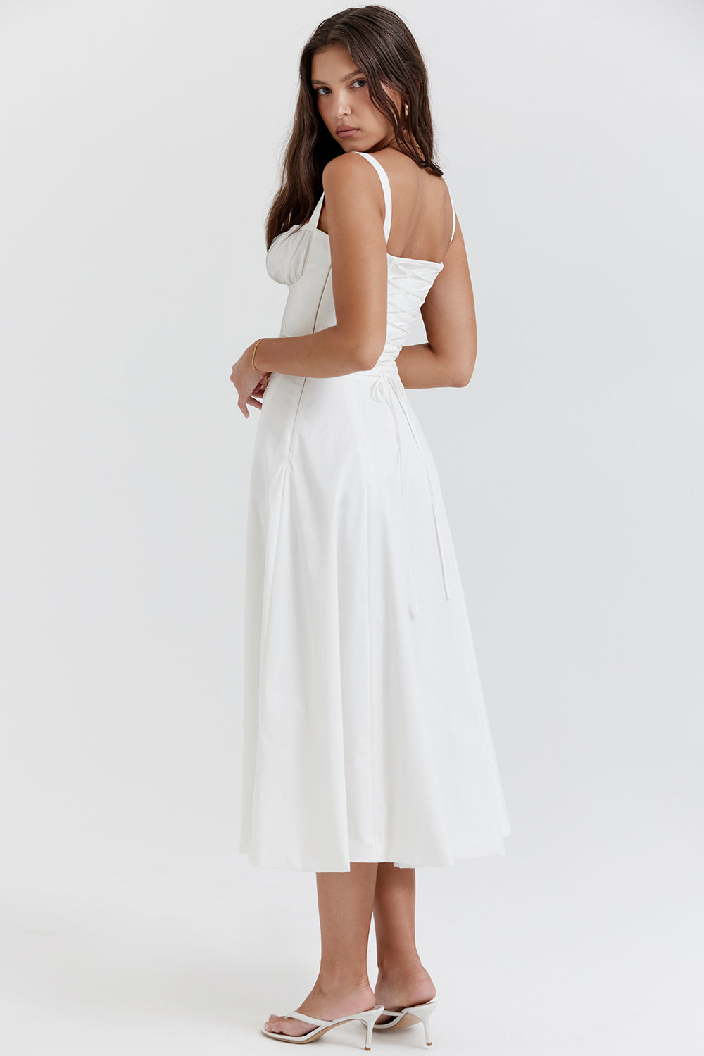 Soleil™ Flattering Flowing Silhouette