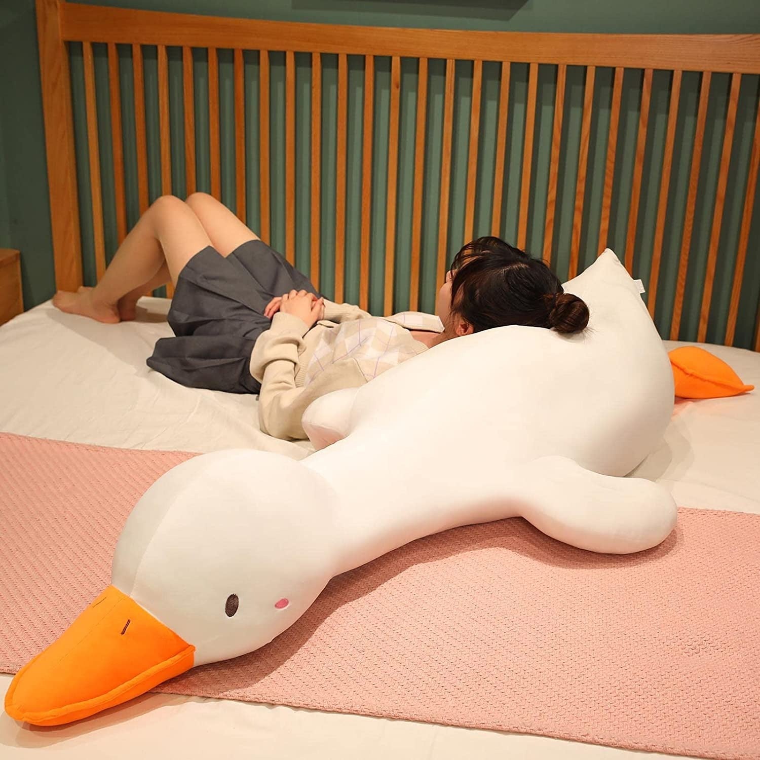 GooseHug™ Soft Cuddly Comfort