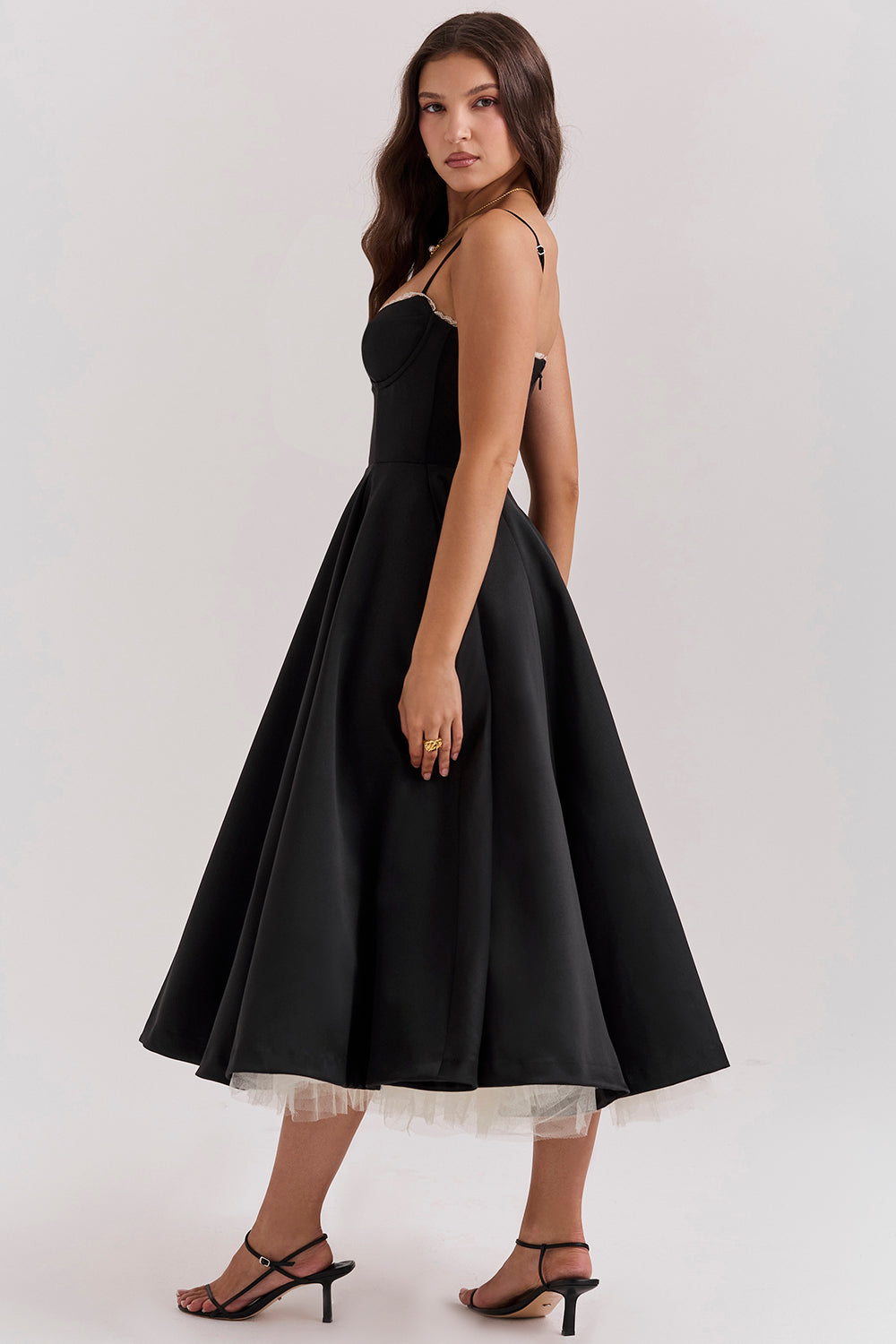 Vivienne™ Feminine Flowy Comfort