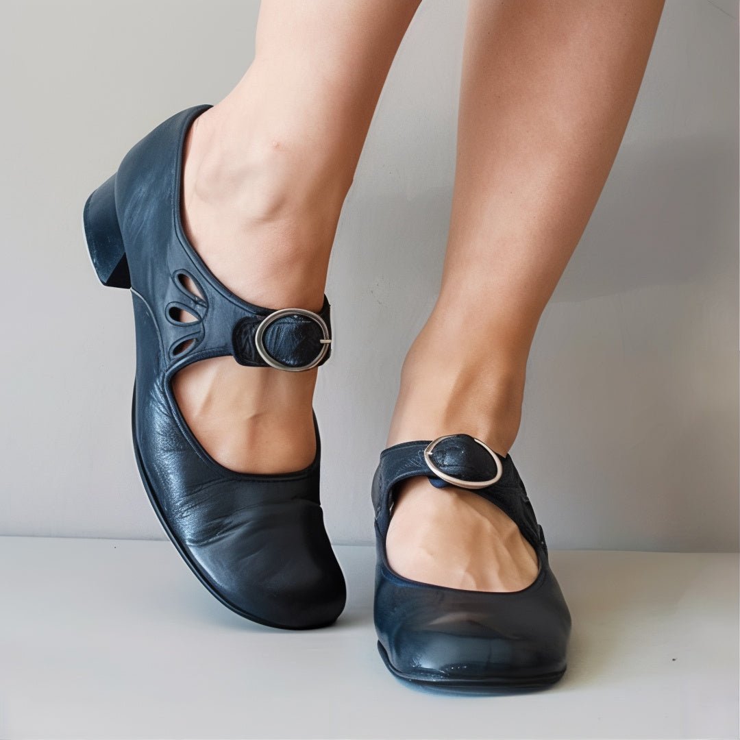 Lizzy - Luxurious Leather Sandals