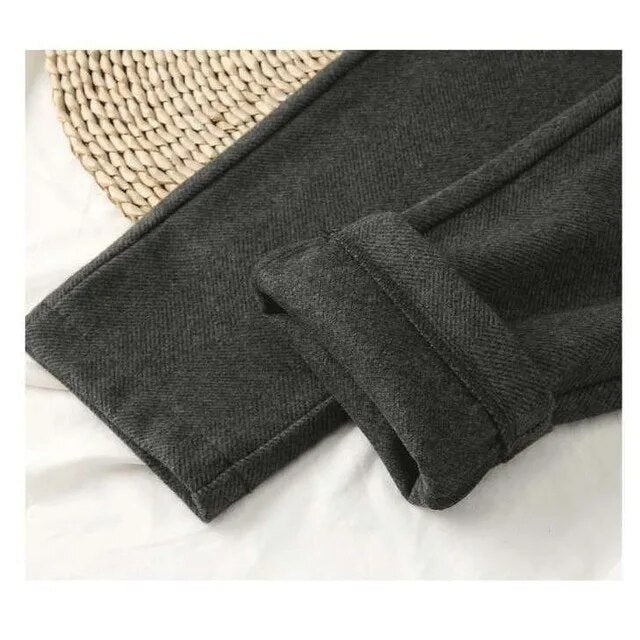 Elegant women's pants for every occasion