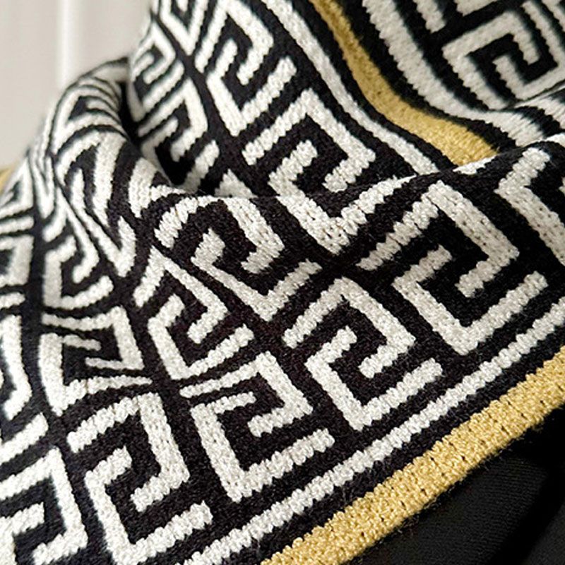 WrapCharm™ Versatile Fashion Wrap