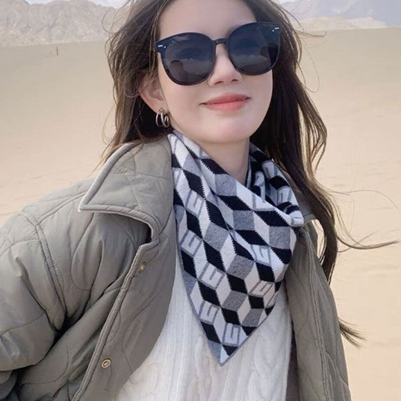 WrapCharm™ Versatile Fashion Wrap