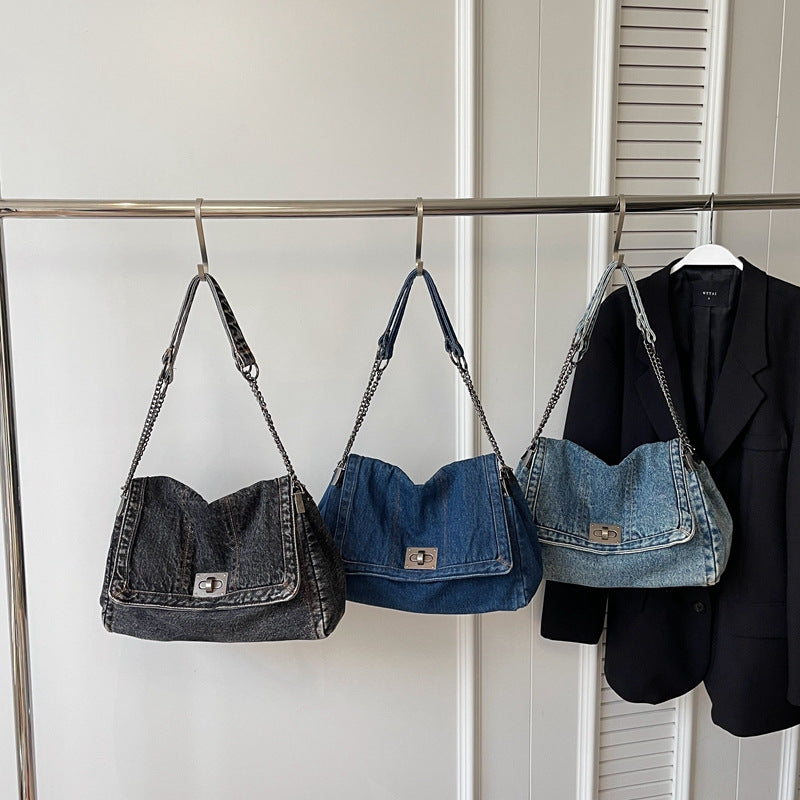 RetroCarry™ Spacious Vintage Charm