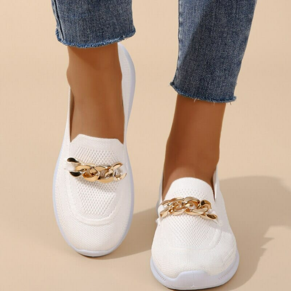 Hadley™ Statement-Making Stride