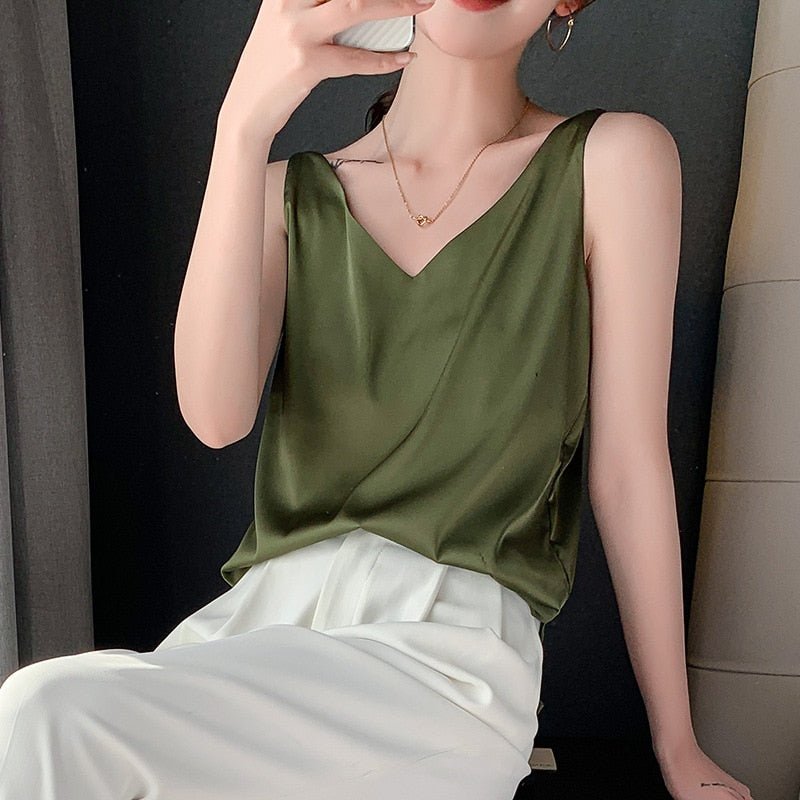 Elisabetha – Schlanke Seiden-Tanktop mit V-Ausschnitt für Damen